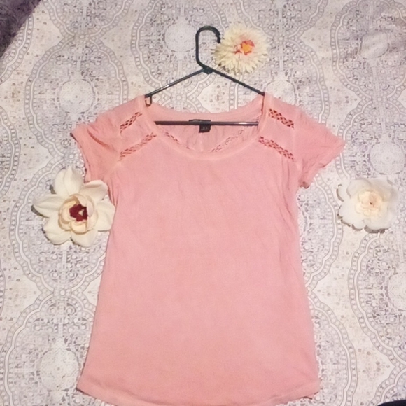 PEACH colored criss cross cutout top - Picture 9 of 12